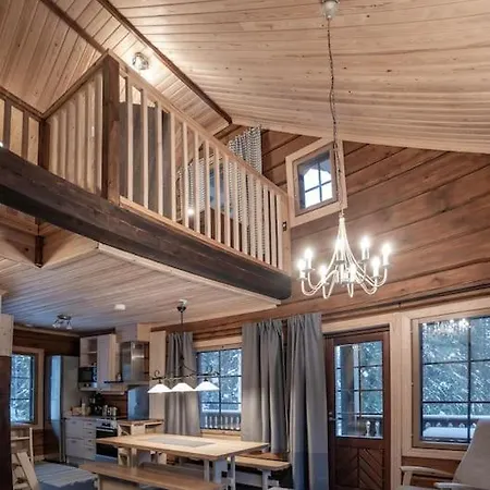 Napakettu Villa *