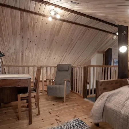 Napakettu Villa Äkäslompolo